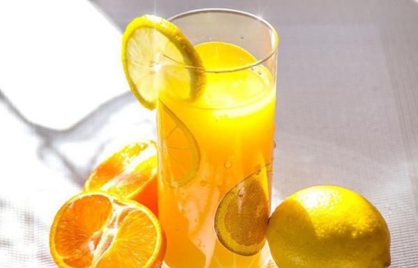 6 THỨC UỐNG CHỐNG LÃO HÓA VÀ LÀM TRẮNG DA MÀ CHẲNG CẦN KEM DƯỠNG 6 THỨC UỐNG CHỐNG LÃO HÓA VÀ LÀM TRẮNG DA MÀ CHẲNG CẦN KEM DƯỠNG