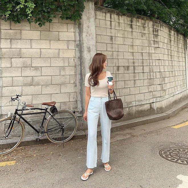 Gợi ý 12 set đồ xinh xắn, bánh bèo dành cho chị em Gợi ý 12 set đồ xinh xắn, bánh bèo dành cho chị em