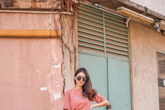 4 kiểu chân váy giúp bạn kéo chân dài miên man