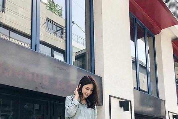 F5 cho những cô nàng công sở mãi say đắm với váy chữ A và sơ mi F5 cho những cô nàng công sở mãi say đắm với váy chữ A và sơ mi