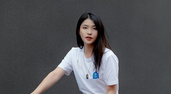 Street style giới trẻ Hàn tuần qua: xem xong bạn sẽ thấy việc lên đồ đơn giản mà đẹp hết nấc dễ như ăn kẹo