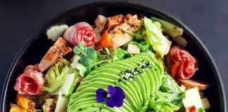 Da đẹp dáng xinh nhờ các món salad giảm cân tại nhà