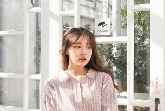 ĐẸP MUÔN NƠI cùng guu ăn mặc giản dị mà đẹp bất chấp với áo SƠ MI OVERSIZE thôi nà !! ĐẸP MUÔN NƠI cùng guu ăn mặc giản dị mà đẹp bất chấp với áo SƠ MI OVERSIZE thôi nà !!