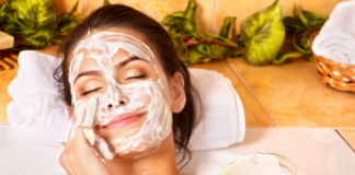 7 cách tự nhiên giúp bạn cải thiện da mặt chảy xệ