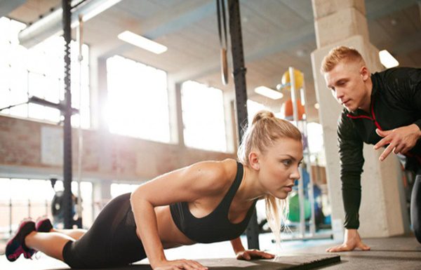 Những điều chị em cần lưu ý khi tập gym trong mùa nắng nóng Những điều chị em cần lưu ý khi tập gym trong mùa nắng nóng