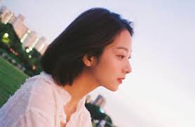 Mách bạn tips giúp da nhạy cảm thích ứng với “thần dược” retinol Mách bạn tips giúp da nhạy cảm thích ứng với "thần dược" retinol