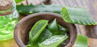 Nha đam trị mụn trứng cá hiệu quả hơn bạn tưởng