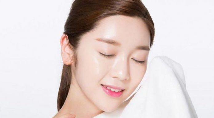 Sợ sạm đen nhưng không chịu nổi cảm giác bí da khi bôi kem chống nắng: Cứu tinh chính là sữa chống nắng! Sợ sạm đen nhưng không chịu nổi cảm giác bí da khi bôi kem chống nắng: Cứu tinh chính là sữa chống nắng!