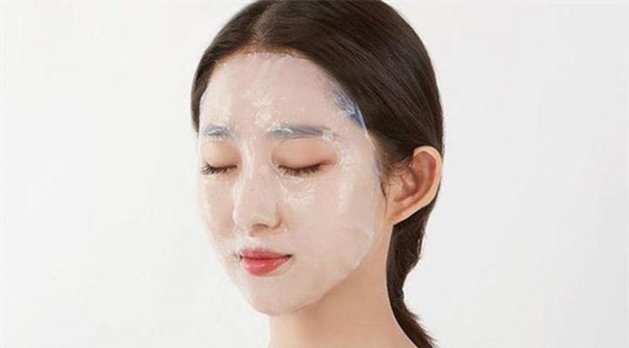Da đẹp bất bại, bạn lại tiết kiệm được kha khá nếu biết tận dụng "tài nguyên" của chiếc mặt nạ giấy vừa dùng