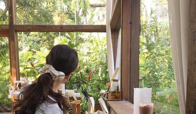 Nắng nóng thế này, các nàng cứ mix đồ theo 4 cách sau là khỏe re, đảm bảo mát mẻ mà vẫn ưng mắt Nắng nóng thế này, các nàng cứ mix đồ theo 4 cách sau là khỏe re, đảm bảo mát mẻ mà vẫn ưng mắt