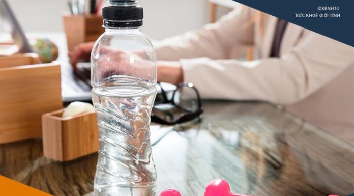Đau bụng đèn đỏ ở văn phòng: chị em công sở hãy thử ngay những cách này để “cứu nguy” Đau bụng đèn đỏ ở văn phòng: chị em công sở hãy thử ngay những cách này để "cứu nguy"