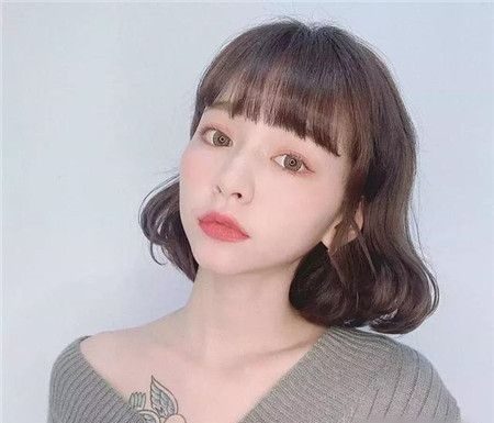 6 kiểu tóc ngắn mát mẻ, xinh tươi cứ hè đến chị em lại muốn cắt ngay 6 kiểu tóc ngắn mát mẻ, xinh tươi cứ hè đến chị em lại muốn cắt ngay