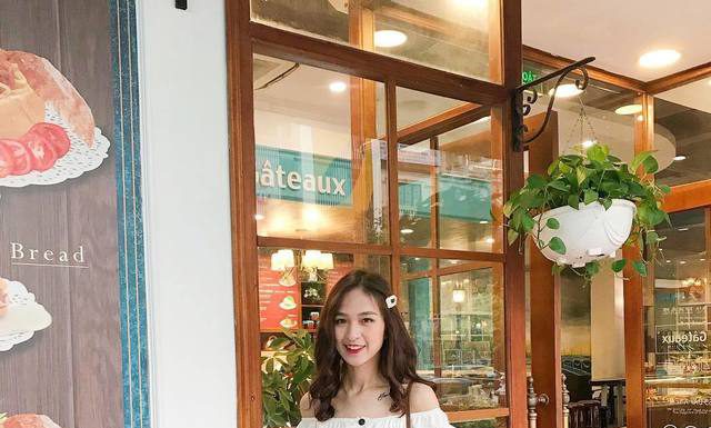 Diện váy trễ vai cho hè này tỏa sáng thôi chị em ơi !!