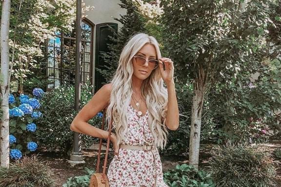 Tips nhỏ lên đồ đẹp ‘quên sầu’ với những items đơn giản