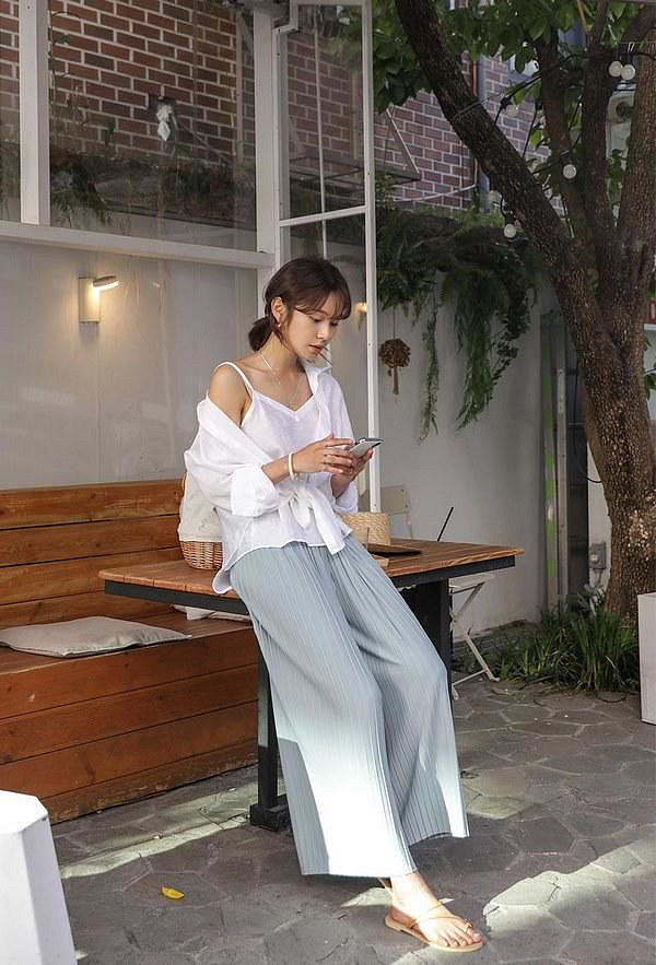 Những kiểu quần dài cứ mặc là đẹp bất chấp thời tiết mưa gió nắng nôi thế nào Những kiểu quần dài cứ mặc là đẹp bất chấp thời tiết mưa gió nắng nôi thế nào