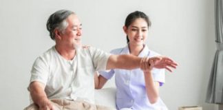 Hỗ trợ điều trị sau phẫu thuật tai biến mạch máu não như thế nào?
