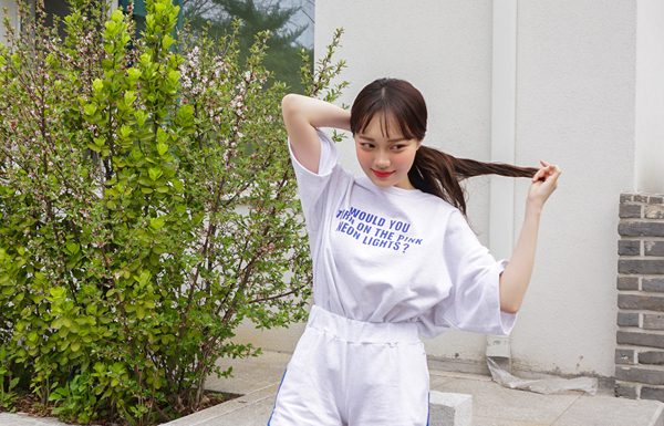Cập nhật ngay 20 công thức phối đồ với t-shirt để vừa mát mẻ lại không bị nhàm chán!! Cập nhật ngay 20 công thức phối đồ với t-shirt để vừa mát mẻ lại không bị nhàm chán!!