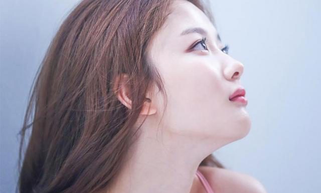 Không thấy hiệu quả từ quy trình skincare, nàng BTV 30 tuổi đã cải tổ cách chăm da với 4 sản phẩm và nhận được kết quả kinh ngạc