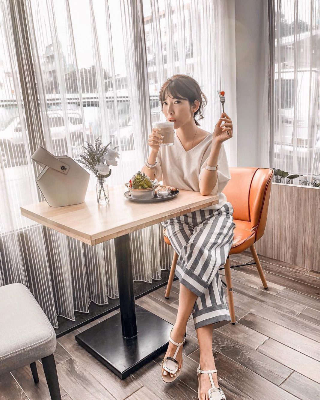 Cả mùa hè, có lẽ chị em chỉ muốn diện 4 kiểu quần siêu nhẹ mát và cực thoải mái này Cả mùa hè, có lẽ chị em chỉ muốn diện 4 kiểu quần siêu nhẹ mát và cực thoải mái này