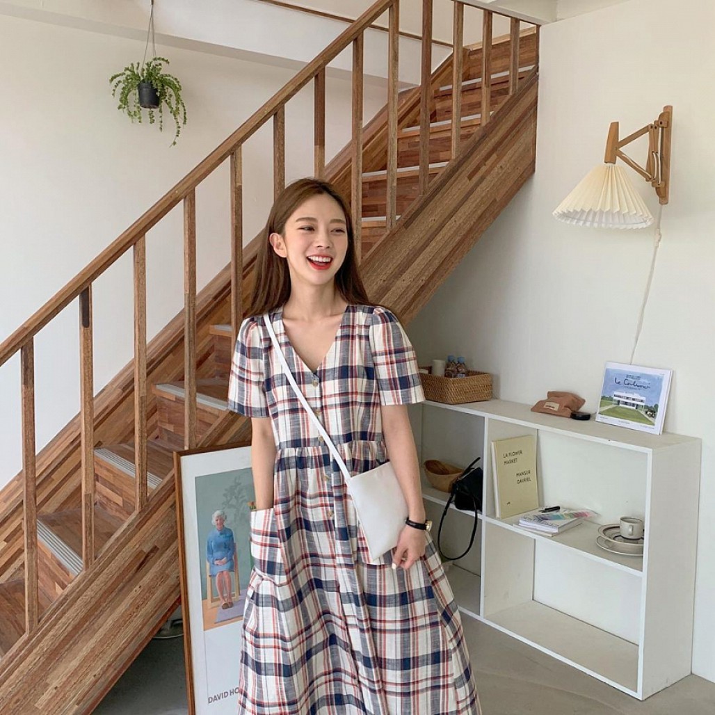 Nắng nóng không còn là cực hình với những chiếc váy “cực phẩm” này Nắng nóng không còn là cực hình với những chiếc váy “cực phẩm” này
