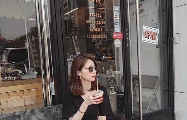 Những kiểu quần dài cứ mặc là đẹp là mát bất chấp nắng nóng thế nào Những kiểu quần dài cứ mặc là đẹp là mát bất chấp nắng nóng thế nào